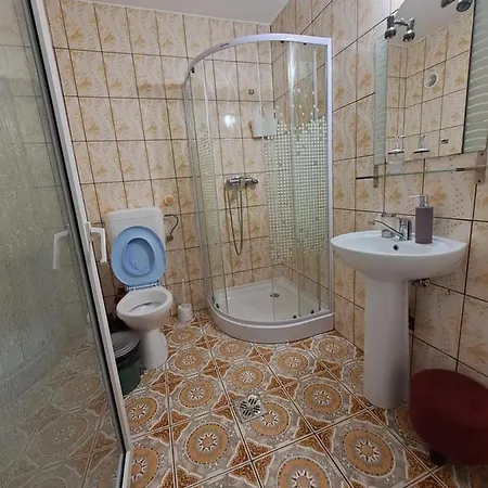 Homestay Casa Teomar